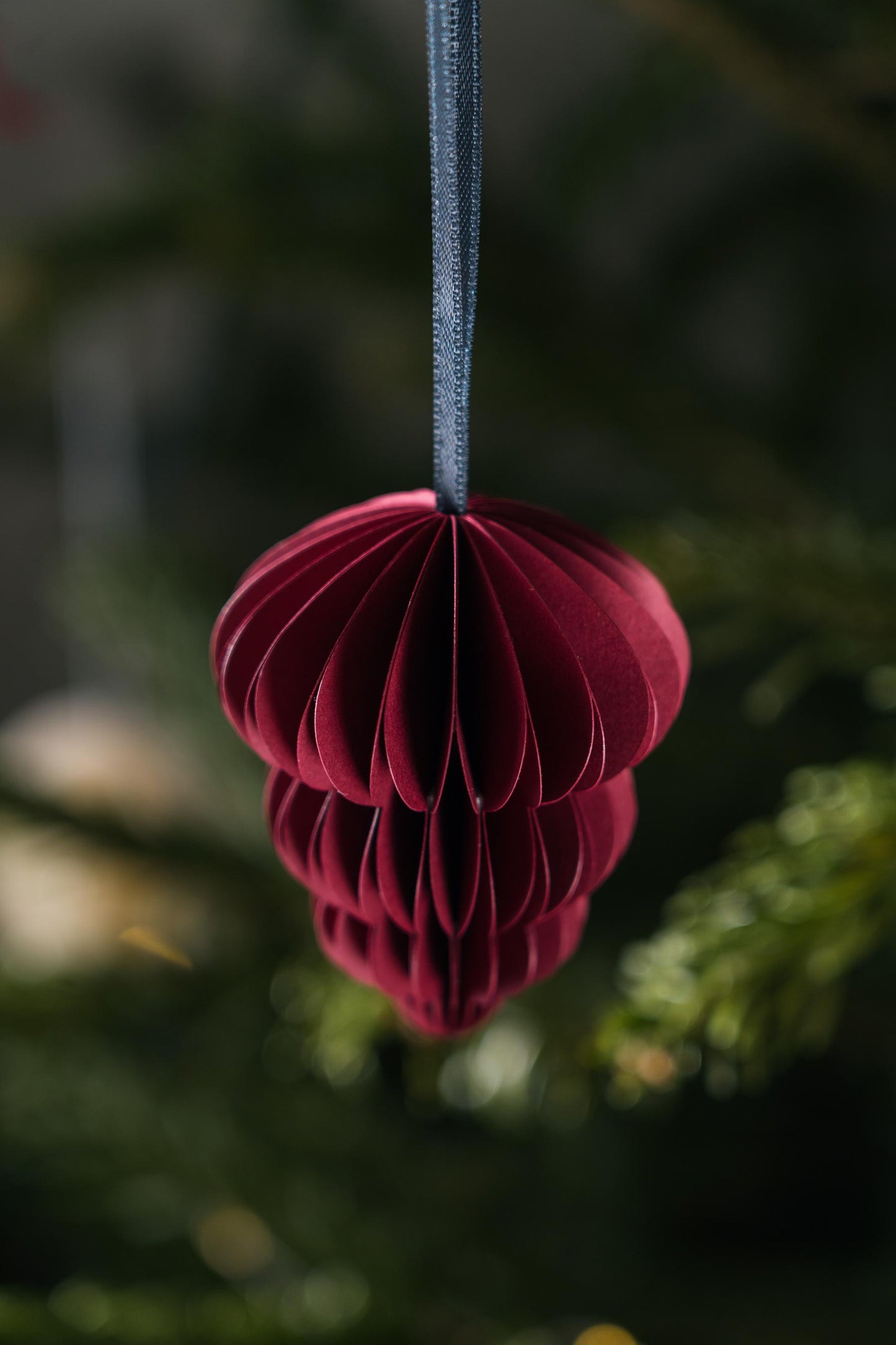 Handmade Bordo Honeycomb Paper Decorations: Scandi Festive Set