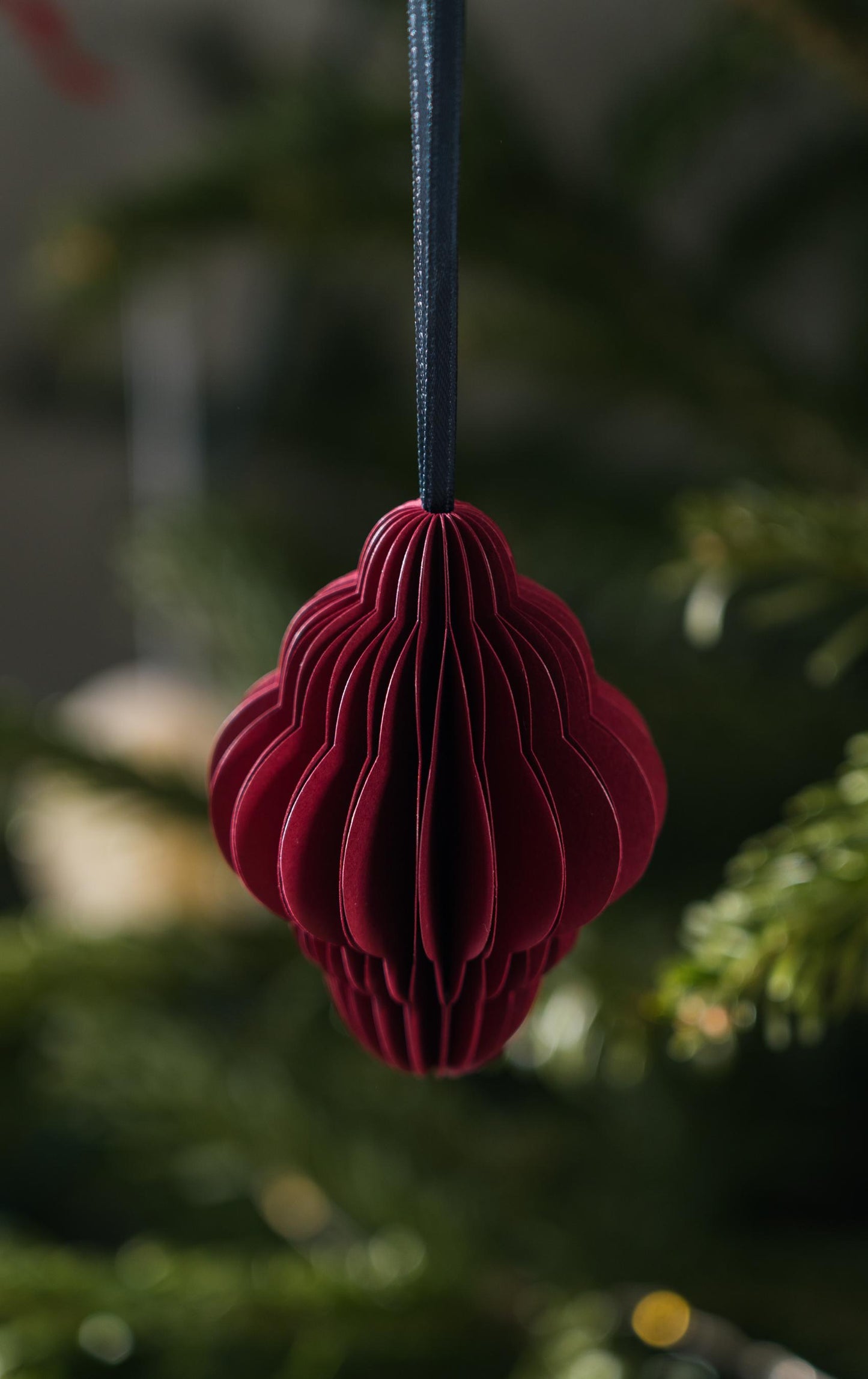 Handmade Bordo Honeycomb Paper Decorations: Scandi Festive Set