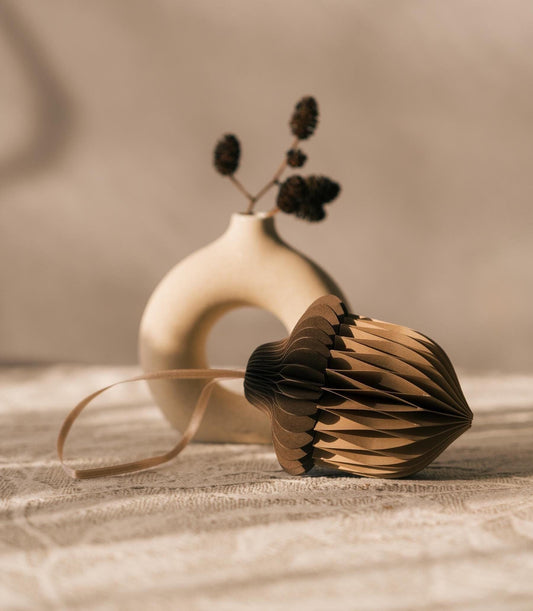 Acorn decoration - paper decoration - Scandi minimal design - Autumn - Christmas - Handmade decoration - Honeycomb decoration