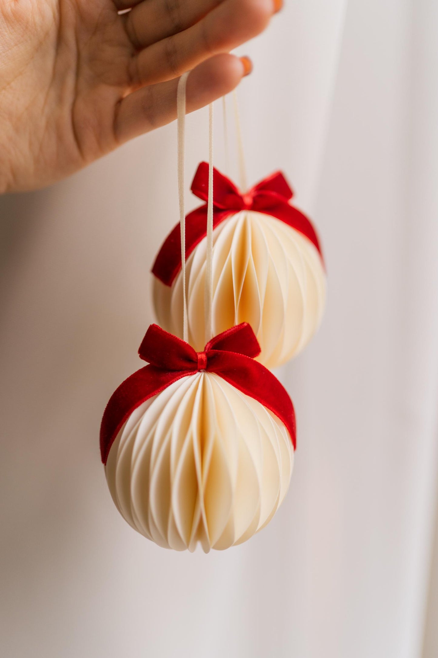 SET of 6 balls Handmade Honeycomb Paper Ball Scandi Festive Christmas Decoration